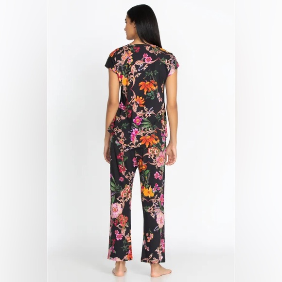 NEW! Johnny Was Capsleeve Cap Sleeve Pajama Set Top & Pants NWT - Picture 2 of 10